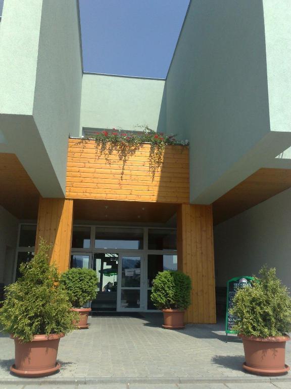 Sport Hotel Ticha Orlice Usti nad Orlici Exterior photo